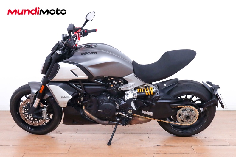 Motorbike image 5