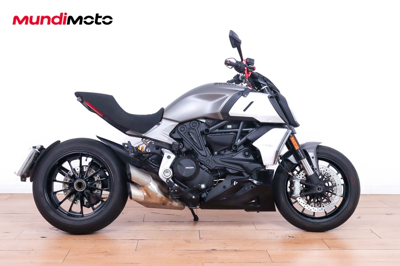 Motorbike image 0