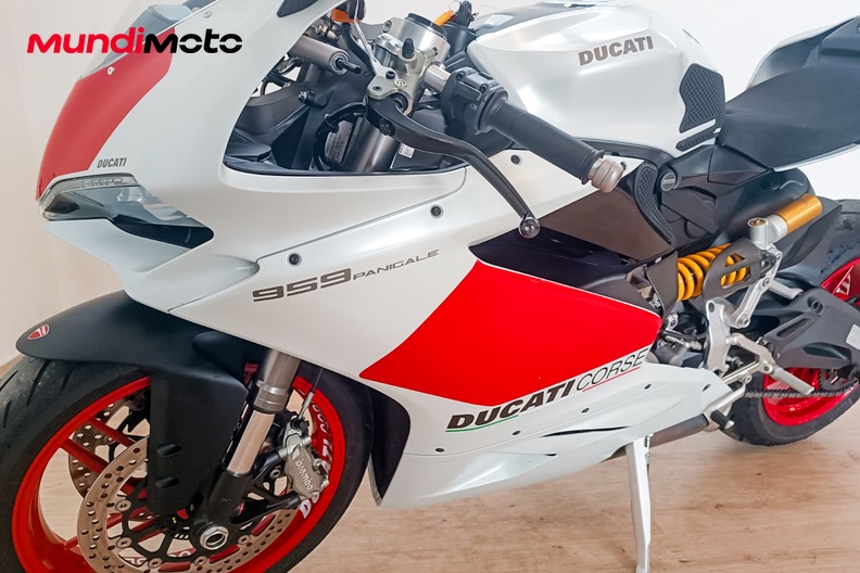 Motorbike image 9
