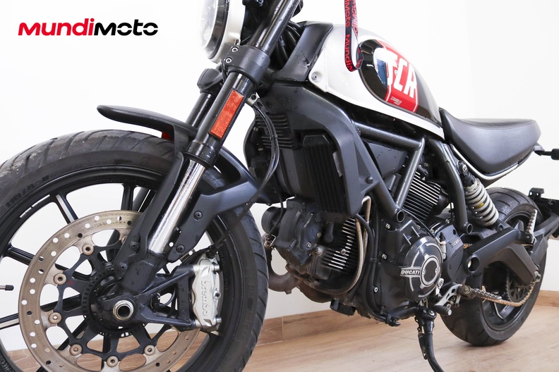 Motorbike image 8