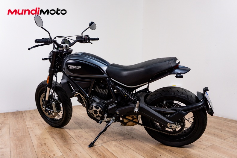 Motorbike image 7