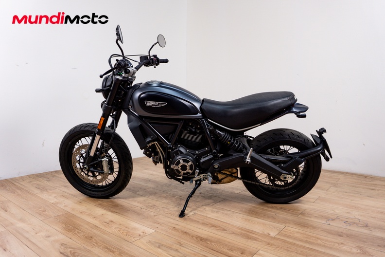 Motorbike image 5