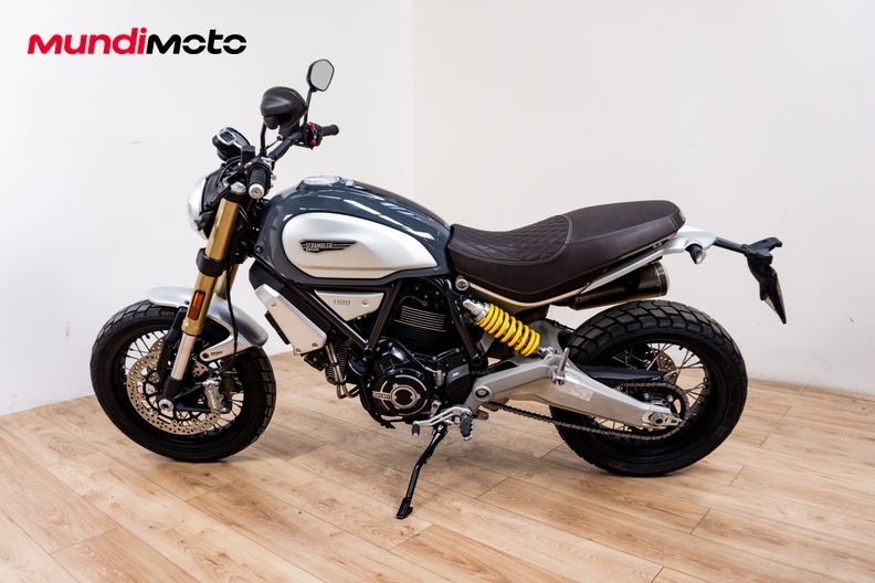 Motorbike image 5