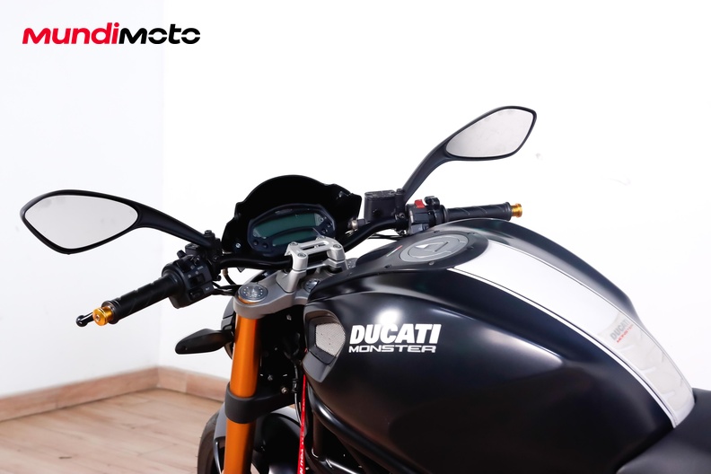 Motorbike image 10