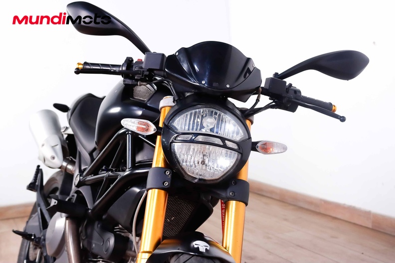 Motorbike image 4
