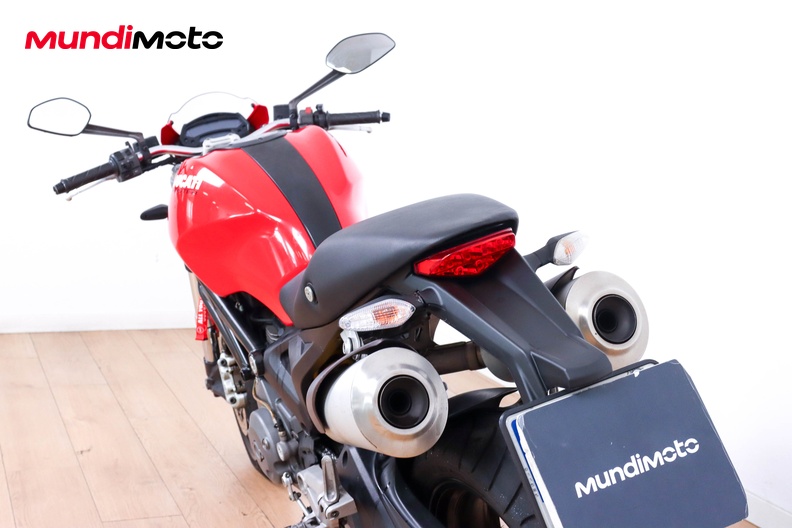 Motorbike image 9