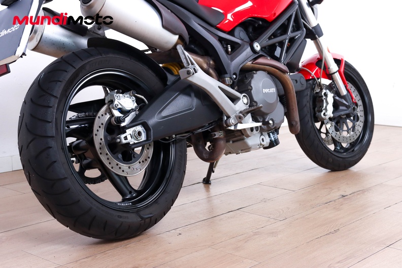 Motorbike image 3