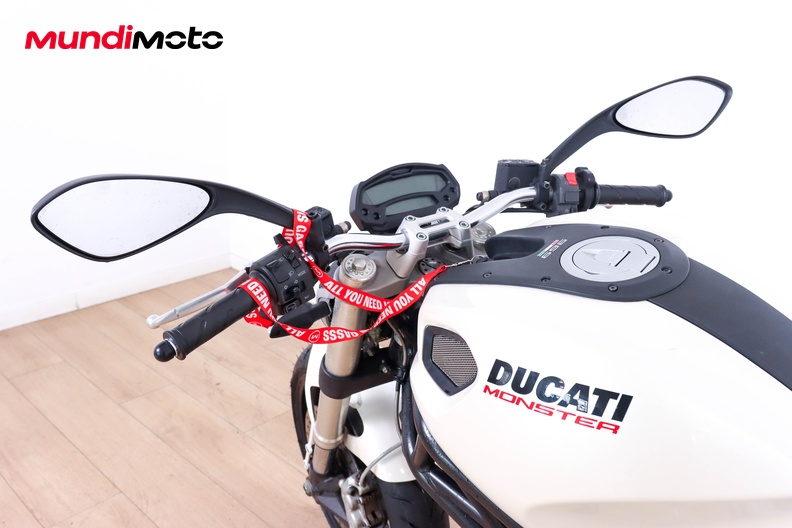 Motorbike image 10
