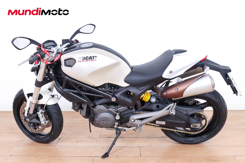 Motorbike image 5