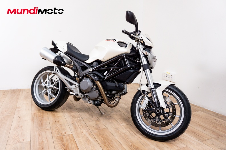 Motorbike image 1