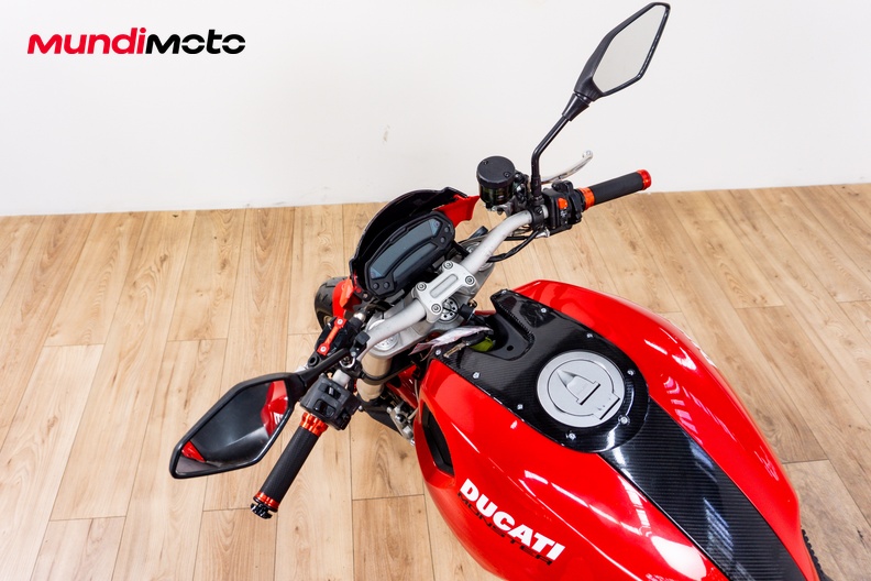 Motorbike image 10