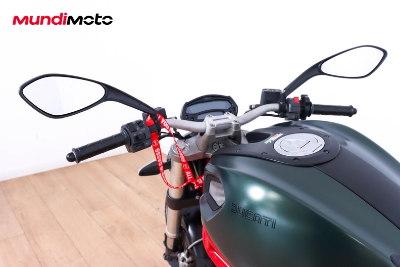 Motorbike image 10