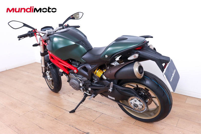 Motorbike image 6