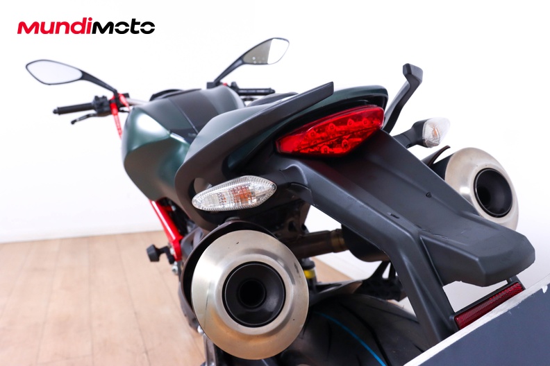 Motorbike image 9