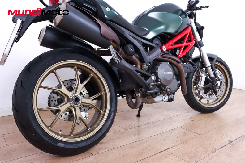 Motorbike image 3