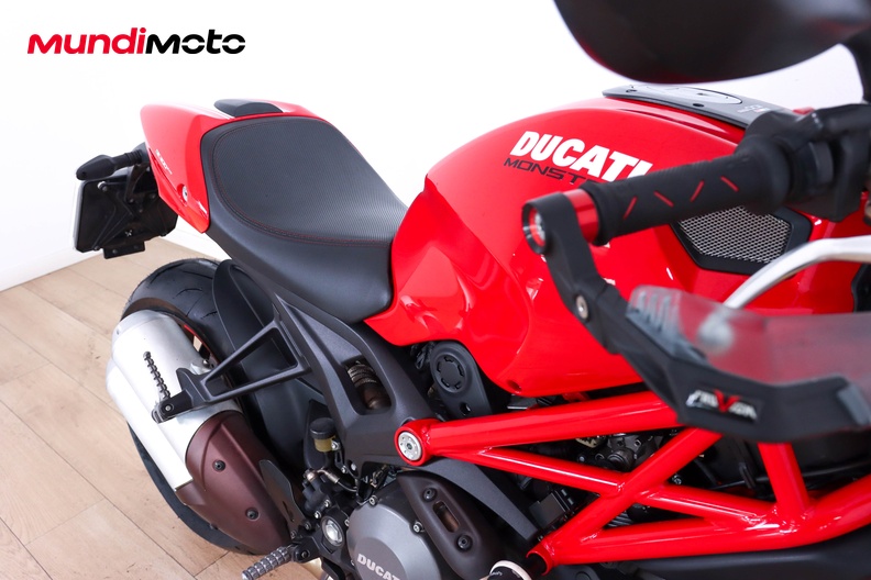 Motorbike image 13