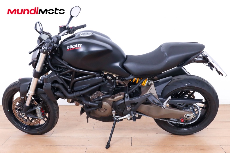 Motorbike image 5