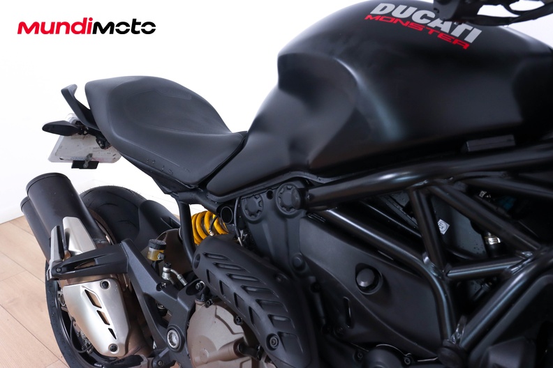 Motorbike image 12