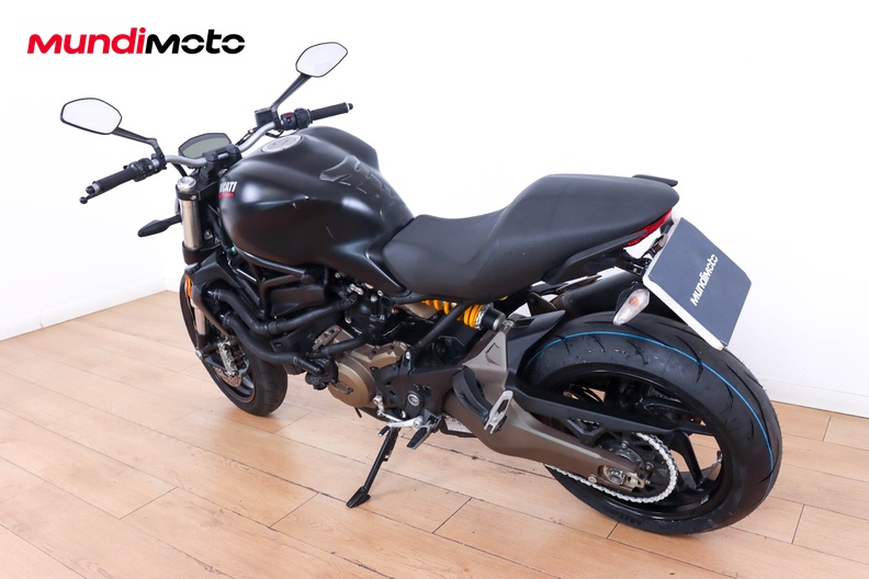 Motorbike image 6