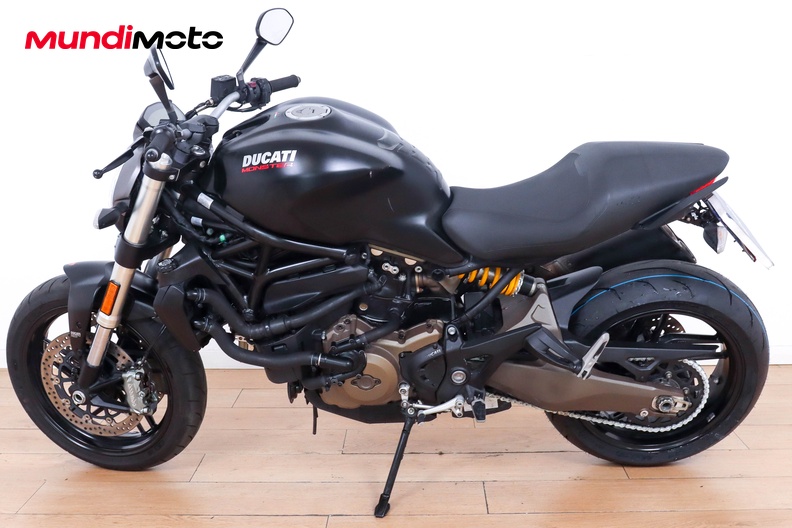 Motorbike image 5