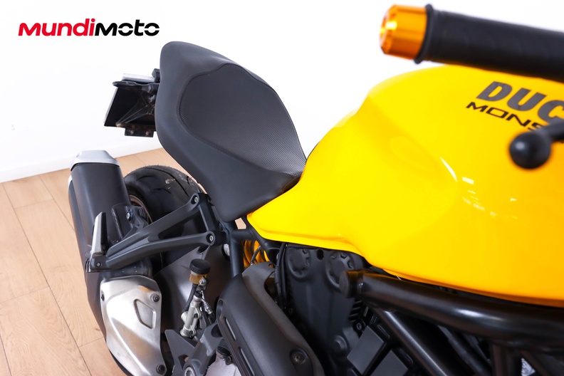 Motorbike image 12