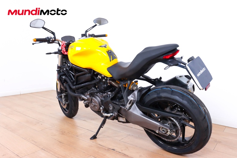 Motorbike image 6