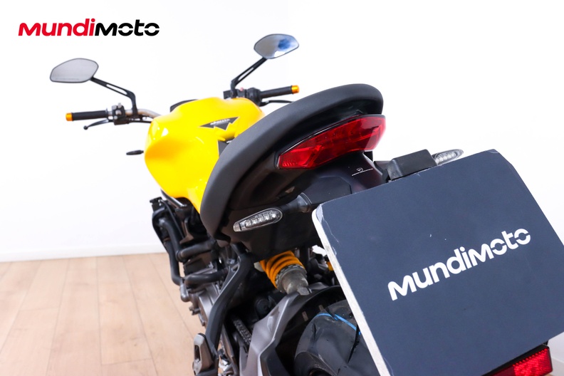 Motorbike image 9