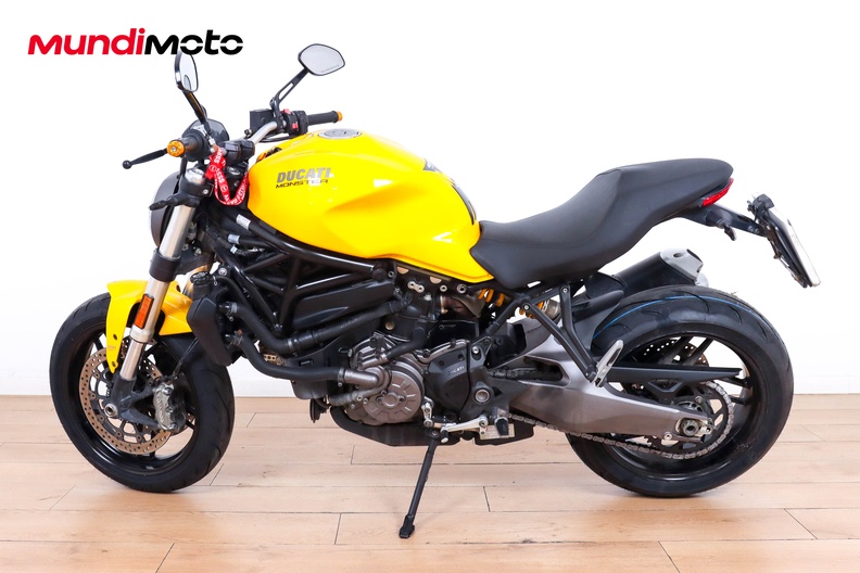 Motorbike image 5