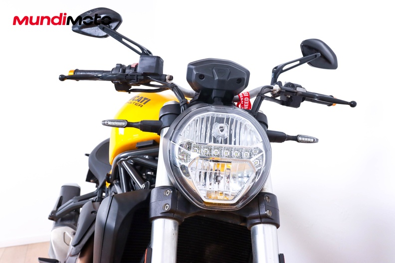 Motorbike image 4
