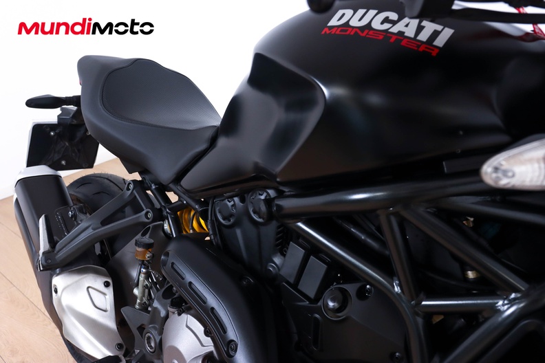 Motorbike image 13