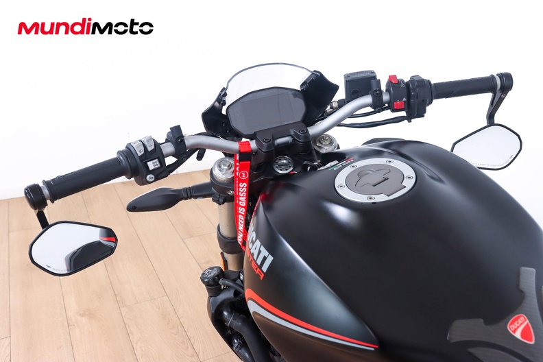 Motorbike image 10