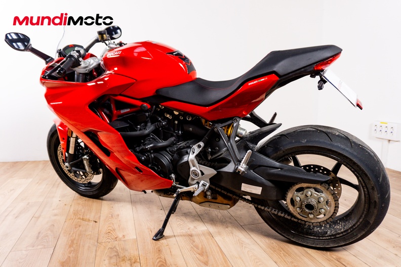Motorbike image 7