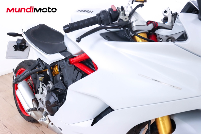 Motorbike image 13