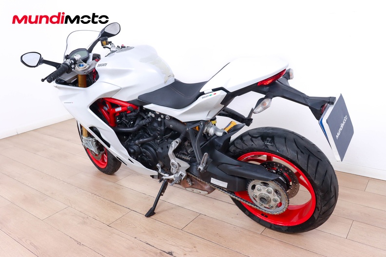 Motorbike image 6