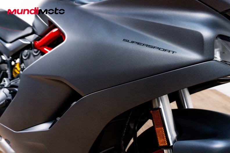 Motorbike image 4
