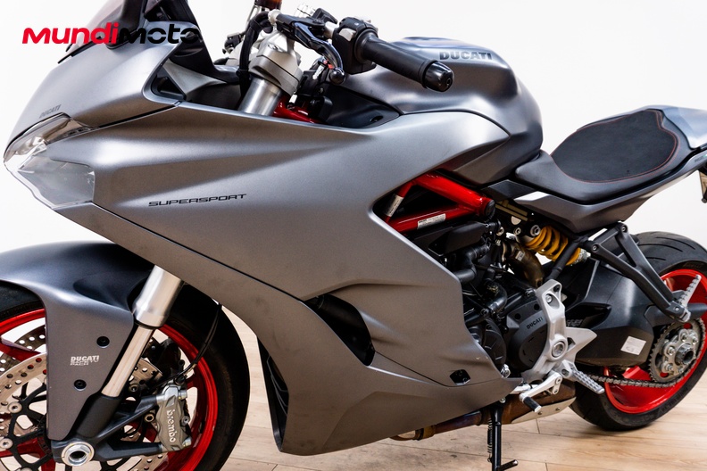 Motorbike image 9