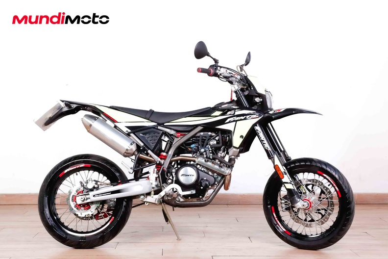 Motorbike image 0