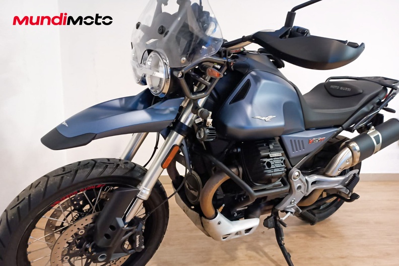 Motorbike image 9