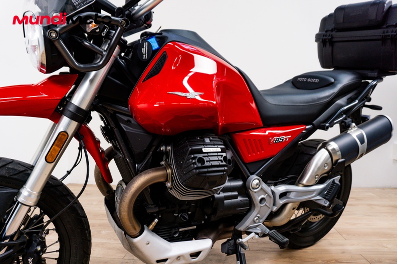 Motorbike image 9