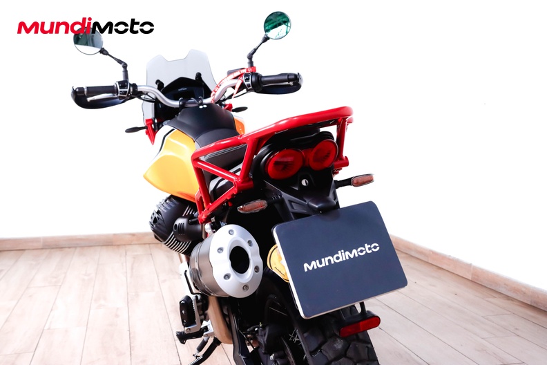 Motorbike image 9