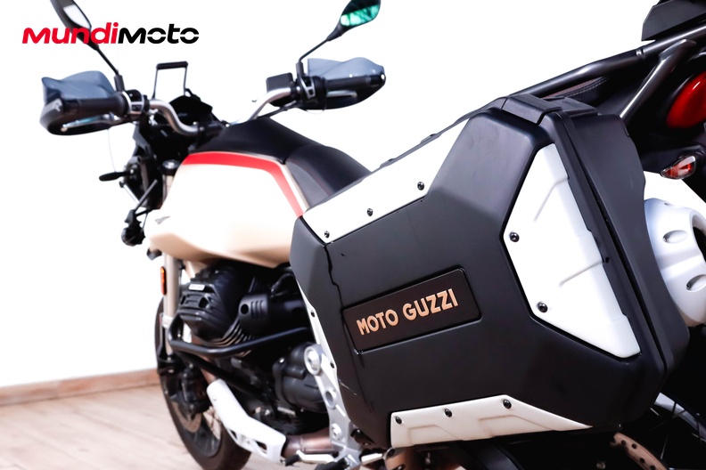 Motorbike image 9