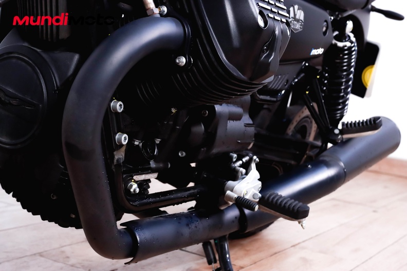 Motorbike image 8