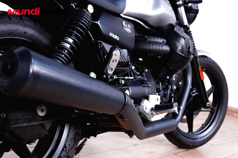 Motorbike image 3