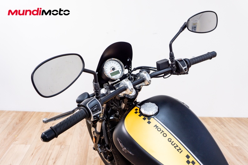 Motorbike image 10