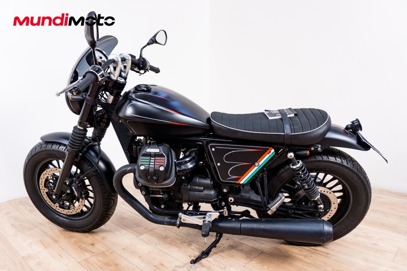 Motorbike image 5