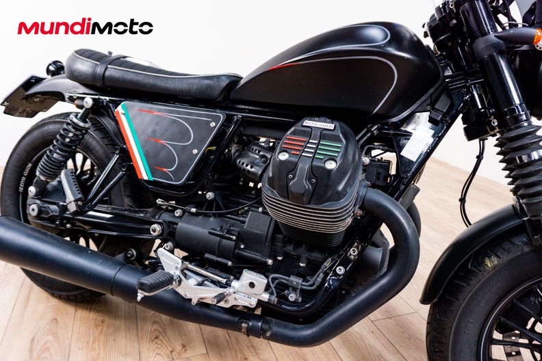 Motorbike image 4