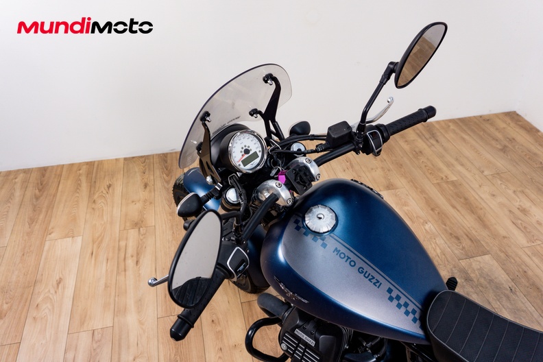 Motorbike image 10