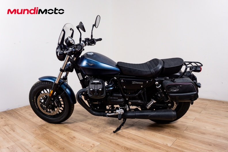 Motorbike image 5
