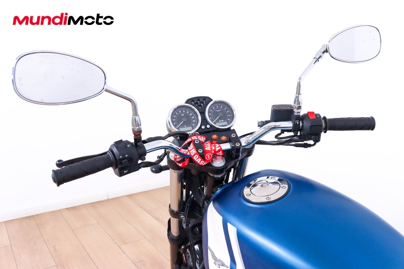 Motorbike image 10