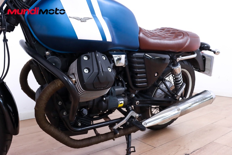Motorbike image 8